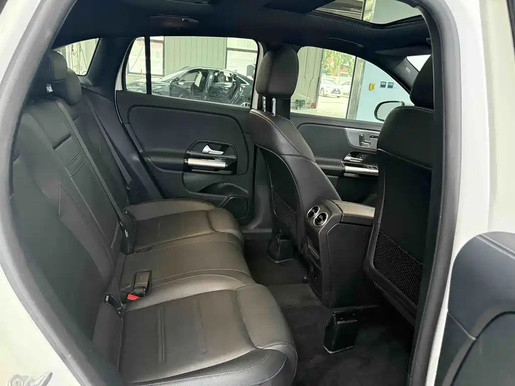 Mercedes-Benz GLA 2022 — фото 20