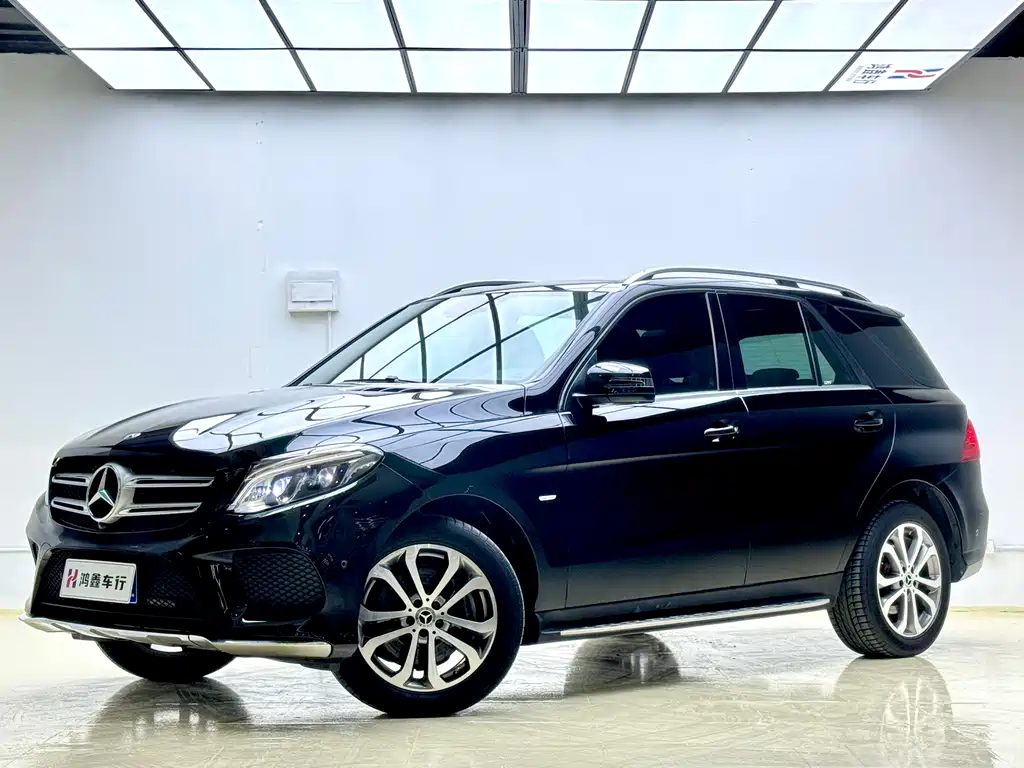 Mercedes-Benz GLE 2018 — фото 1