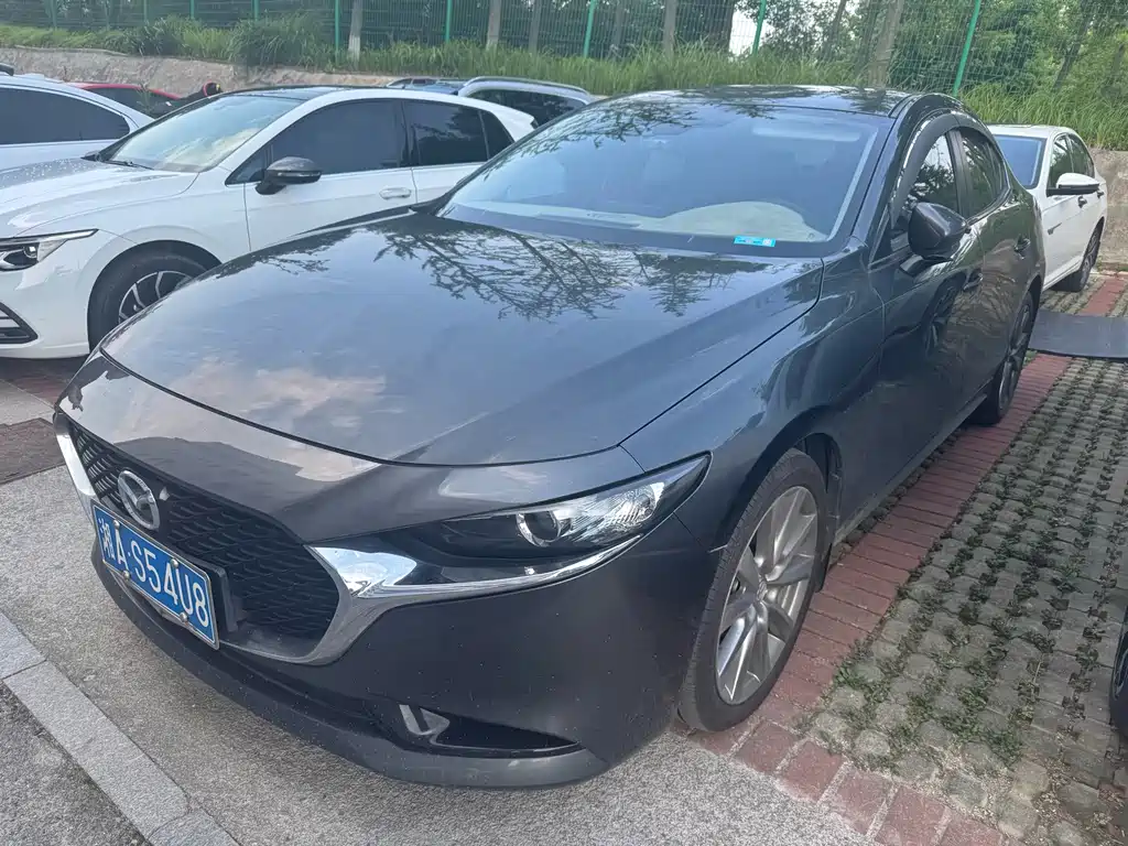 Mazda 3 Axela 2020