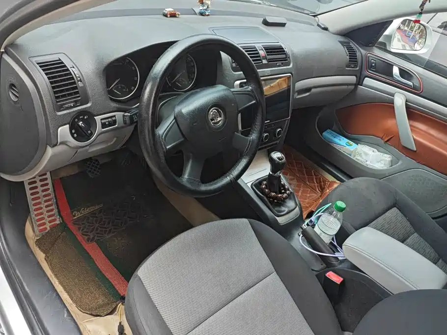 Skoda Octavia 2014 — фото 12