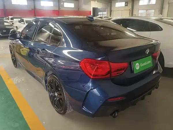 BMW 1 Series 2021
