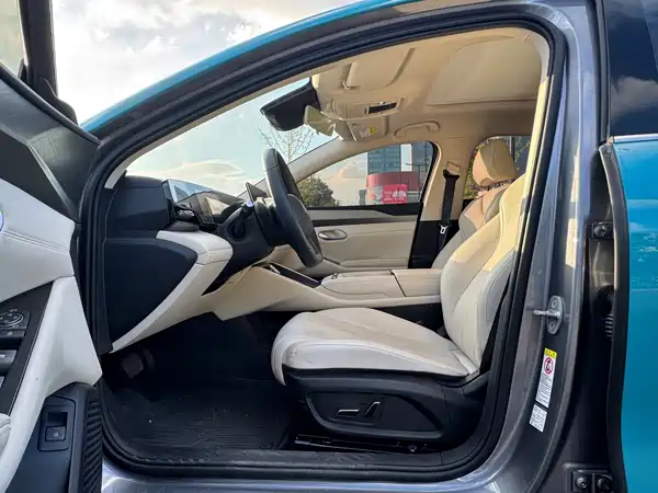 BYD Qin L 2025