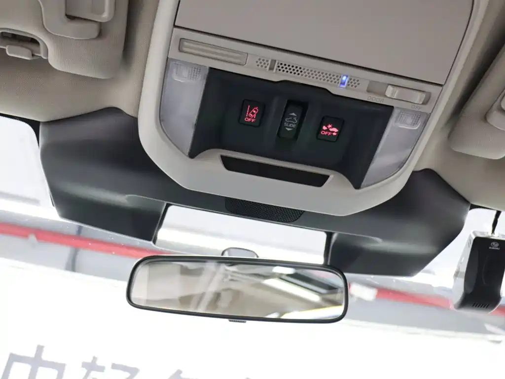 Subaru Forester 2023 — фото 19
