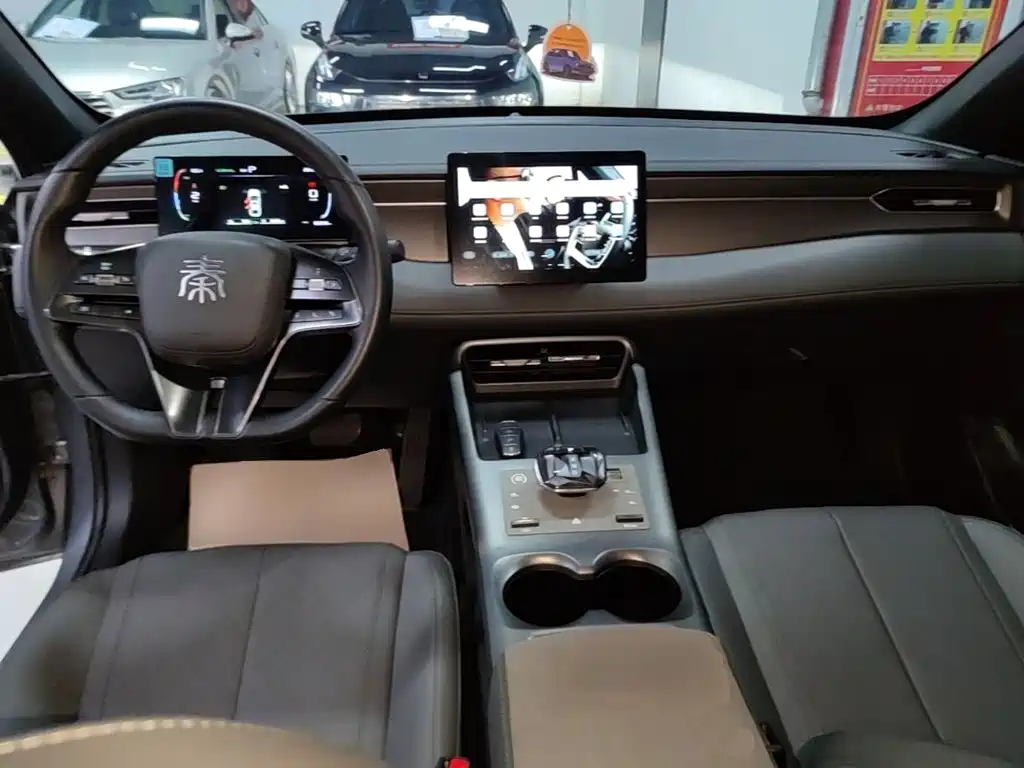 BYD Qin PLUS 2025 — фото 10