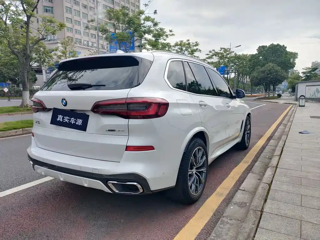 BMW X5 2022 — фото 16