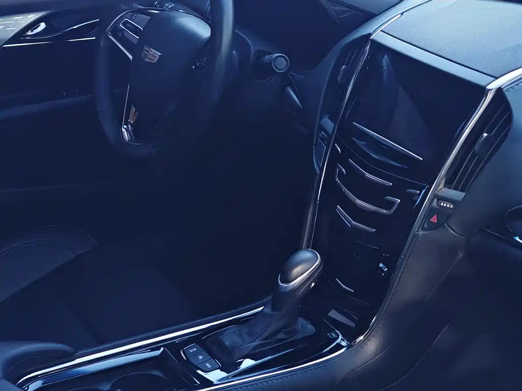 Cadillac ATS-L 2017 — фото 17