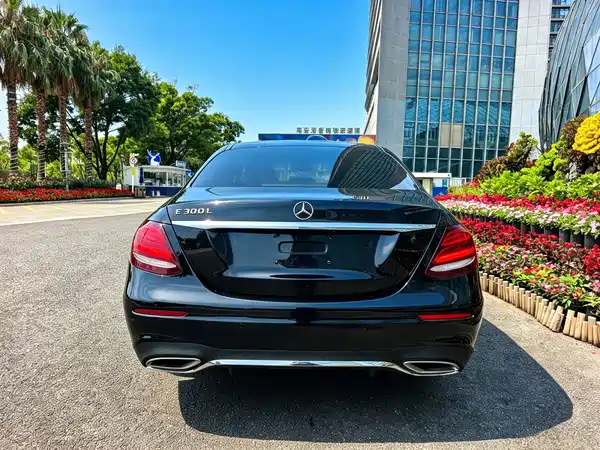 Mercedes-Benz E-Class 2019