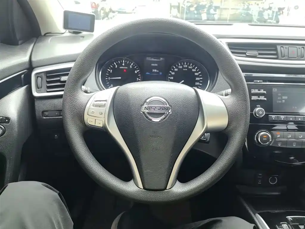 Nissan Qashqai 2016 — фото 11