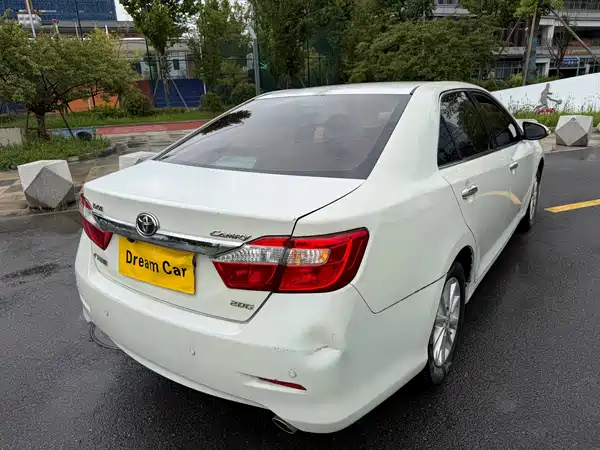 Toyota Camry 2014