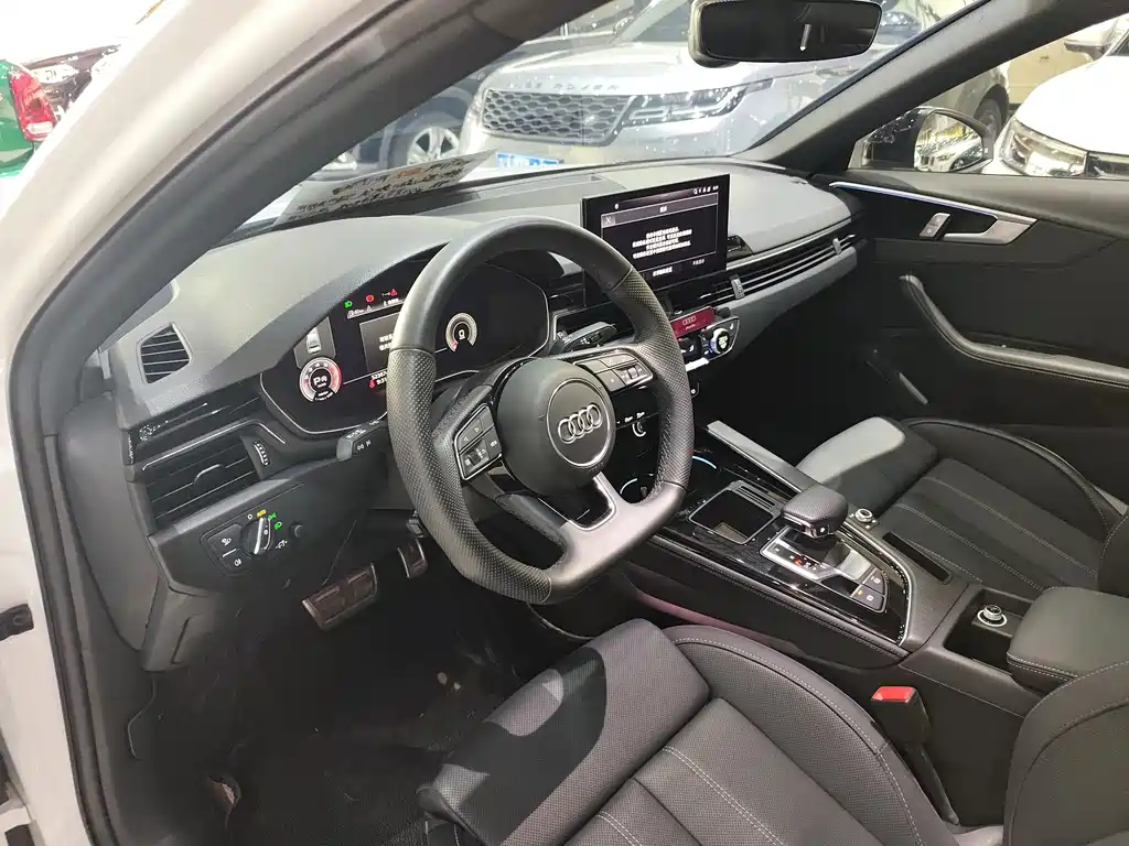 Audi A4L 2024
