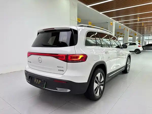 Mercedes-Benz EQB 2023