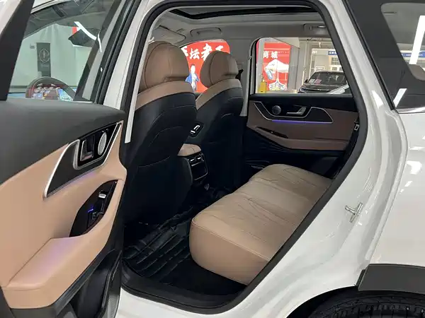 Chery Tiggo 8L 2024