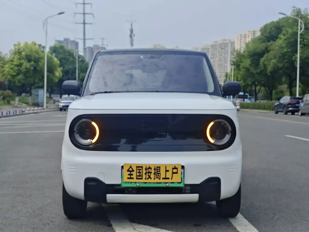Geely Galaxy Panda 2023
