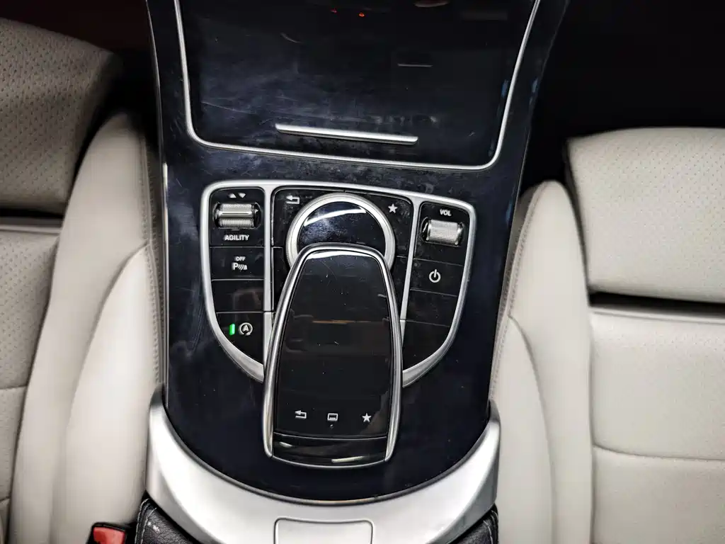 Mercedes-Benz C-Class 2015 — фото 9