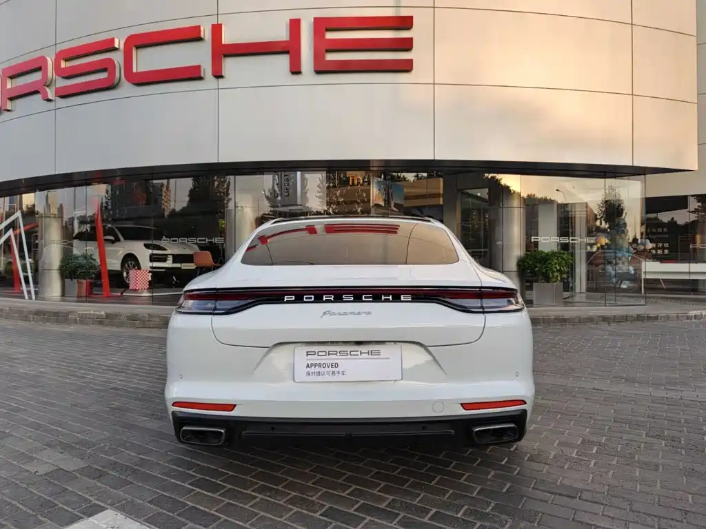 Porsche Panamera 2023 — фото 15