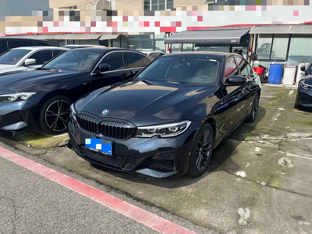 BMW 3 Series 2021