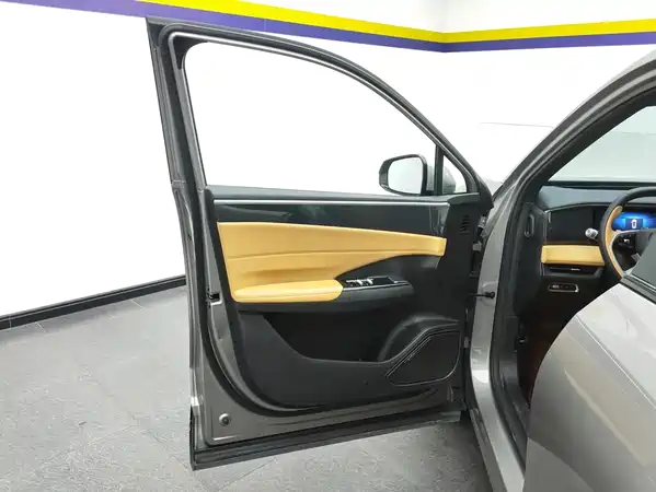 Geely Galaxy L7 2024
