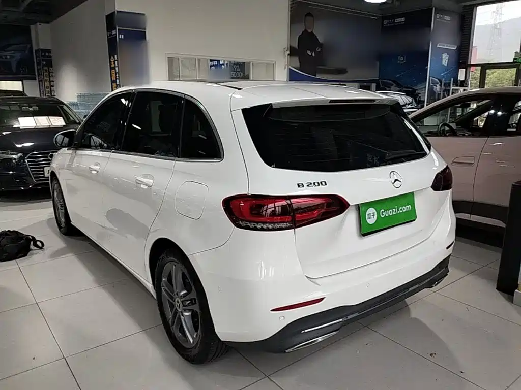 Mercedes-Benz B-Class 2020