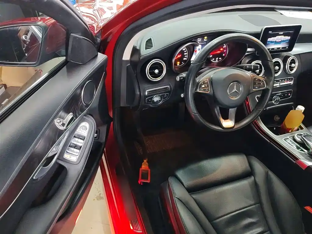 Mercedes-Benz C-Class 2018 — фото 16