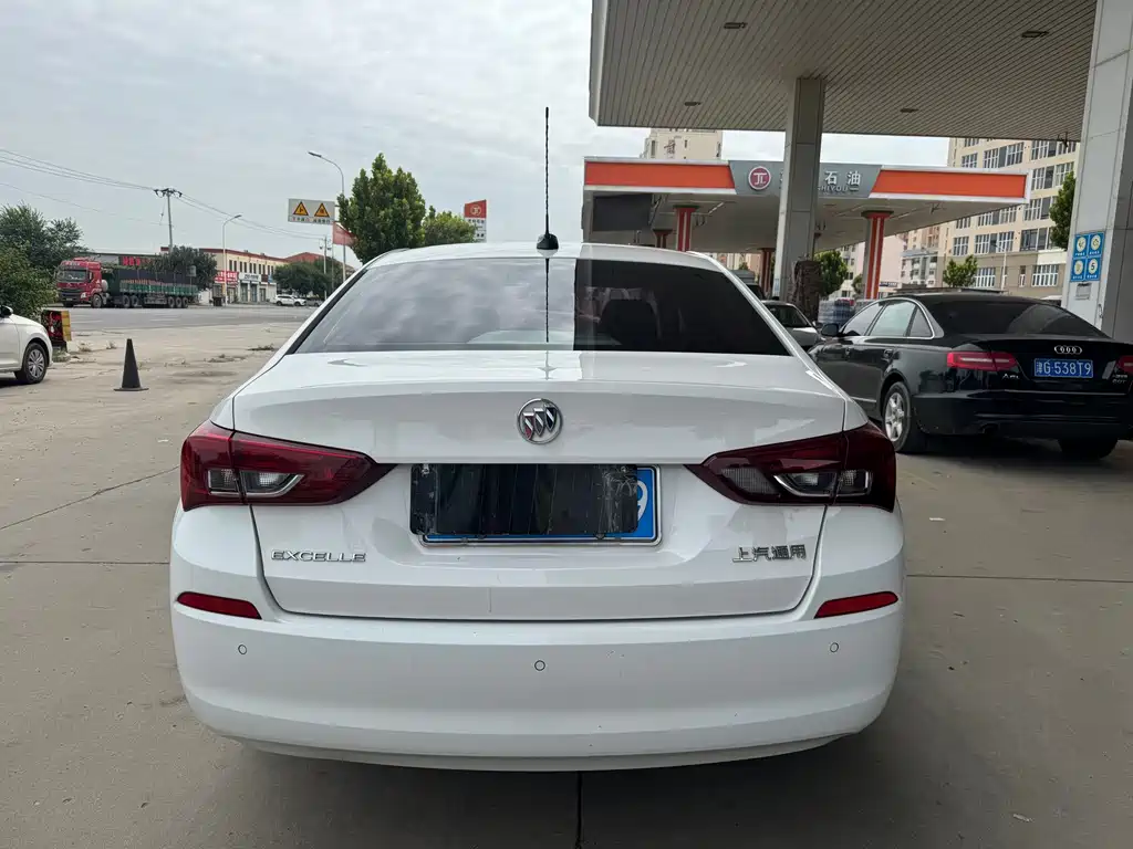 Buick Excelle 2018 — фото 17