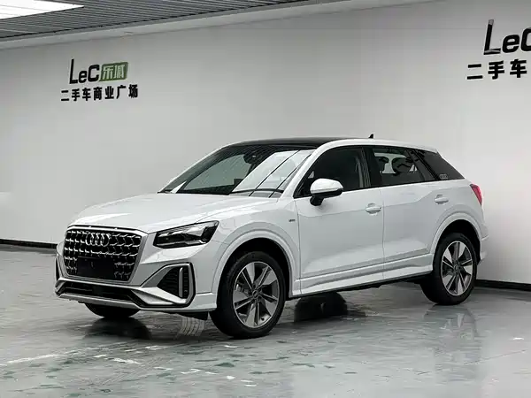 Audi Q2L 2025
