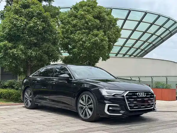 Audi A6L 2022