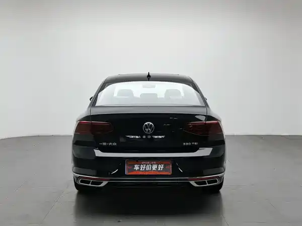 Volkswagen Magotan 2025