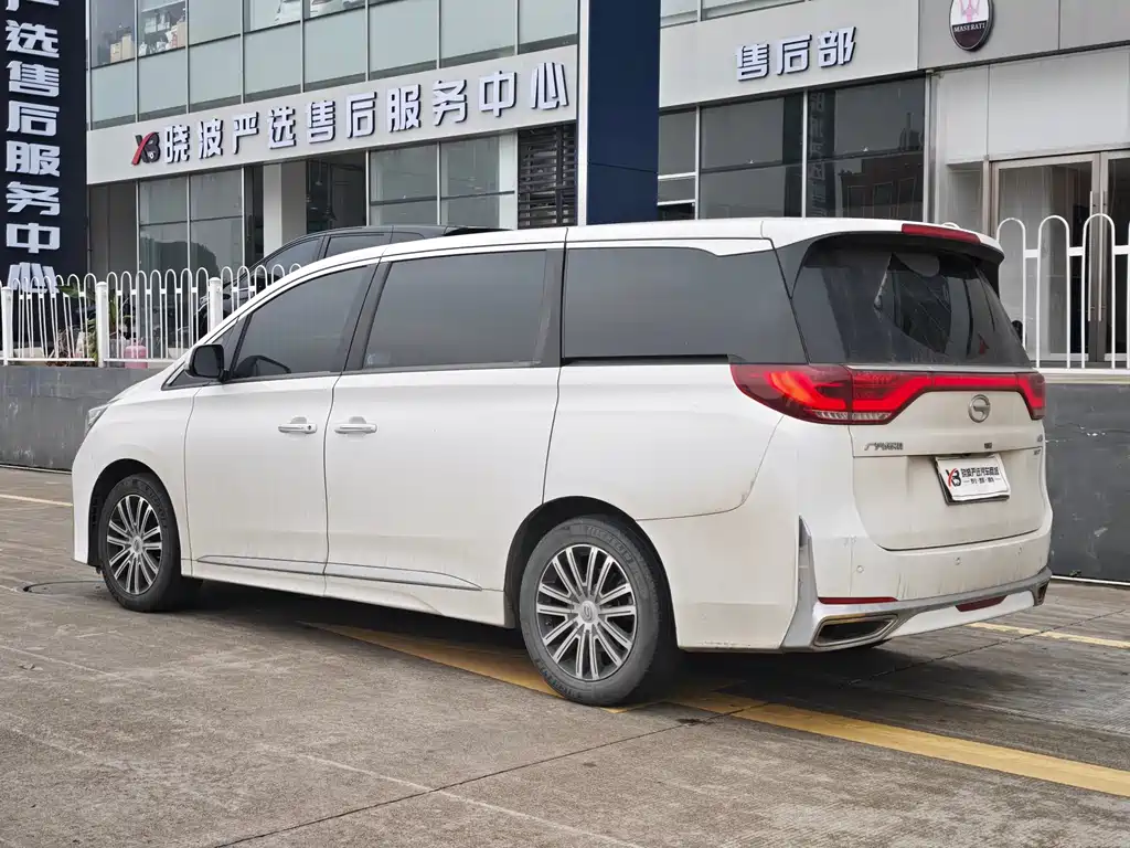 GAC Motor Trumpchi M8 2022 — фото 18
