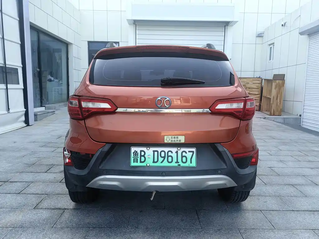 BAIC New Energy EX 2016 — фото 5