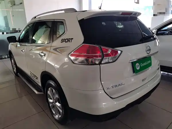 Nissan X-Trail 2015