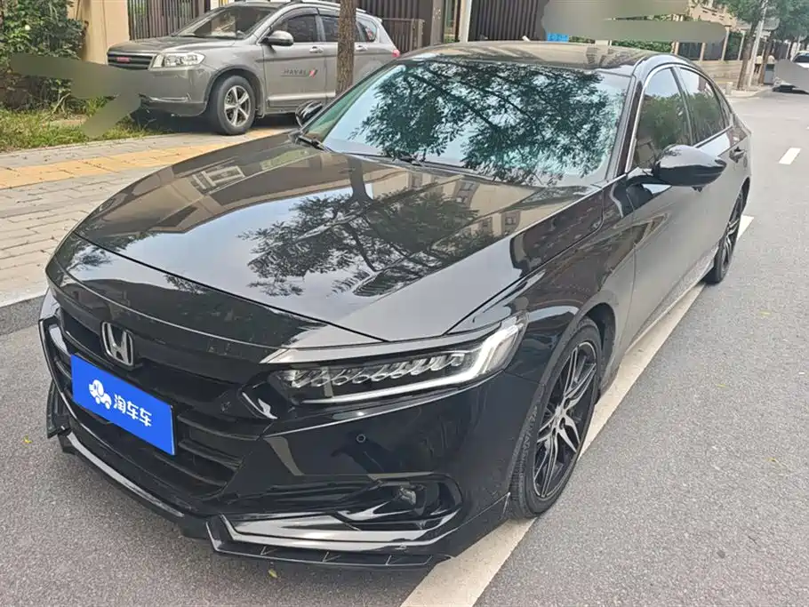Honda Accord 2022 — фото 1
