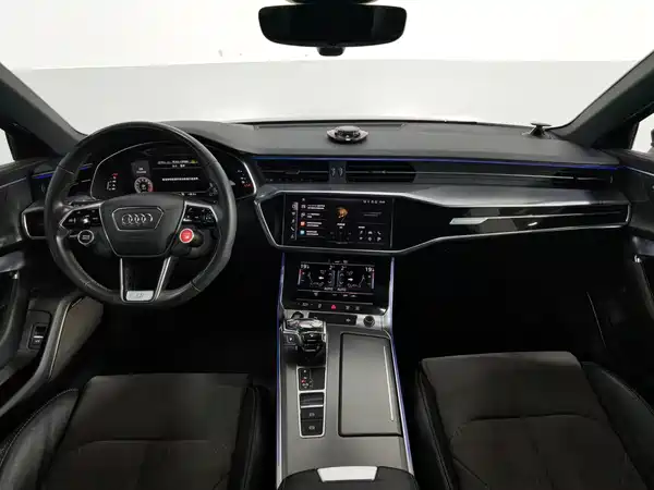 Audi A6L 2022