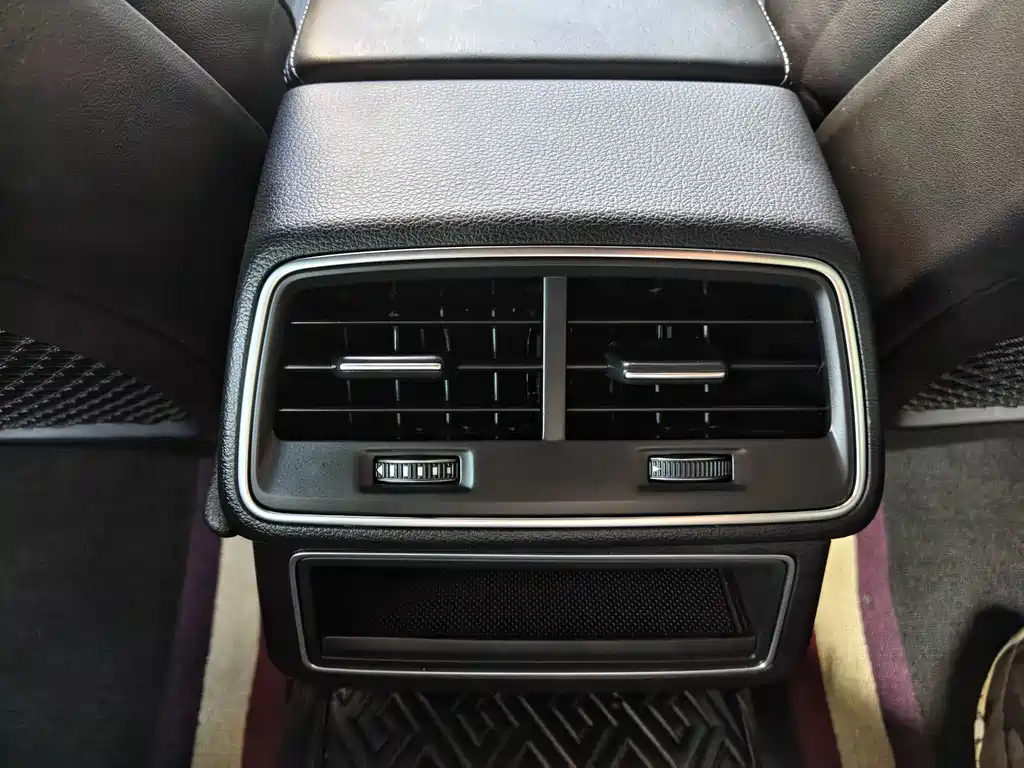 Audi A6L 2020 — фото 29