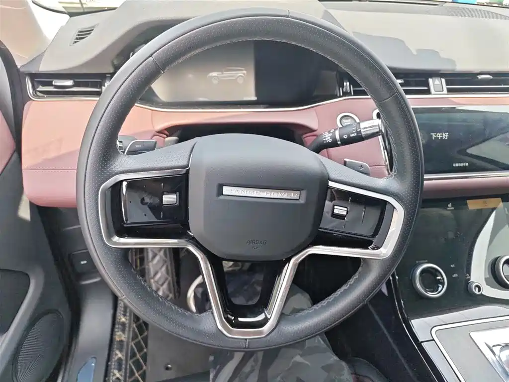 Land Rover Evoque 2023 — фото 7