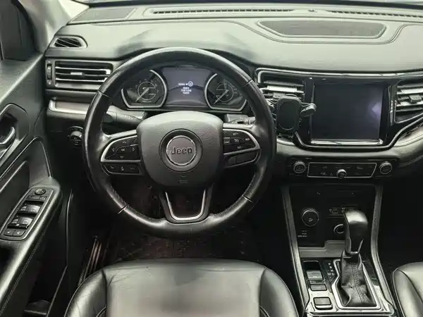 Jeep Grand Commander 2018