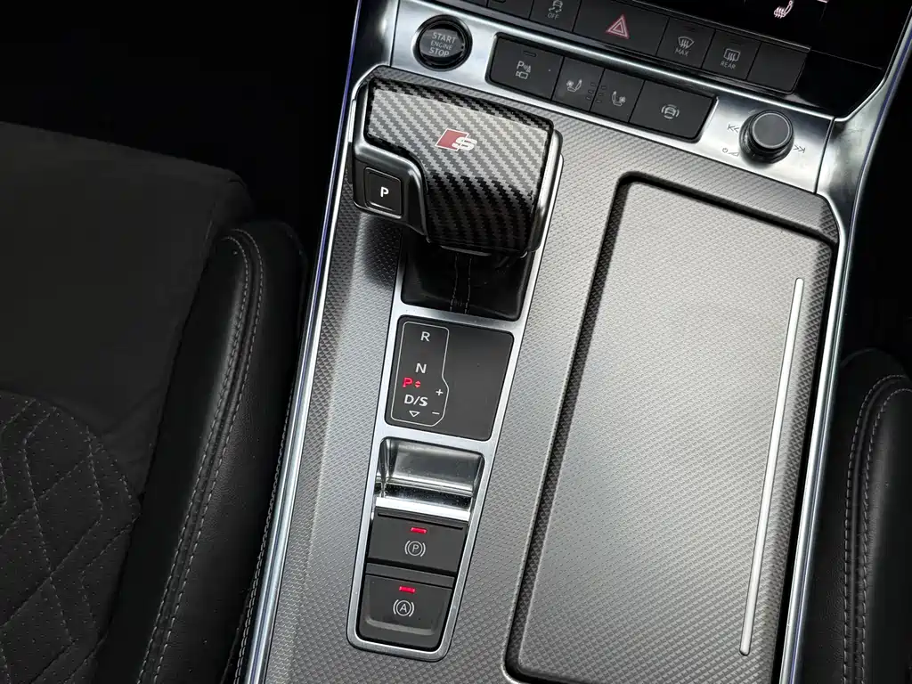 Audi A6L 2021 — фото 16
