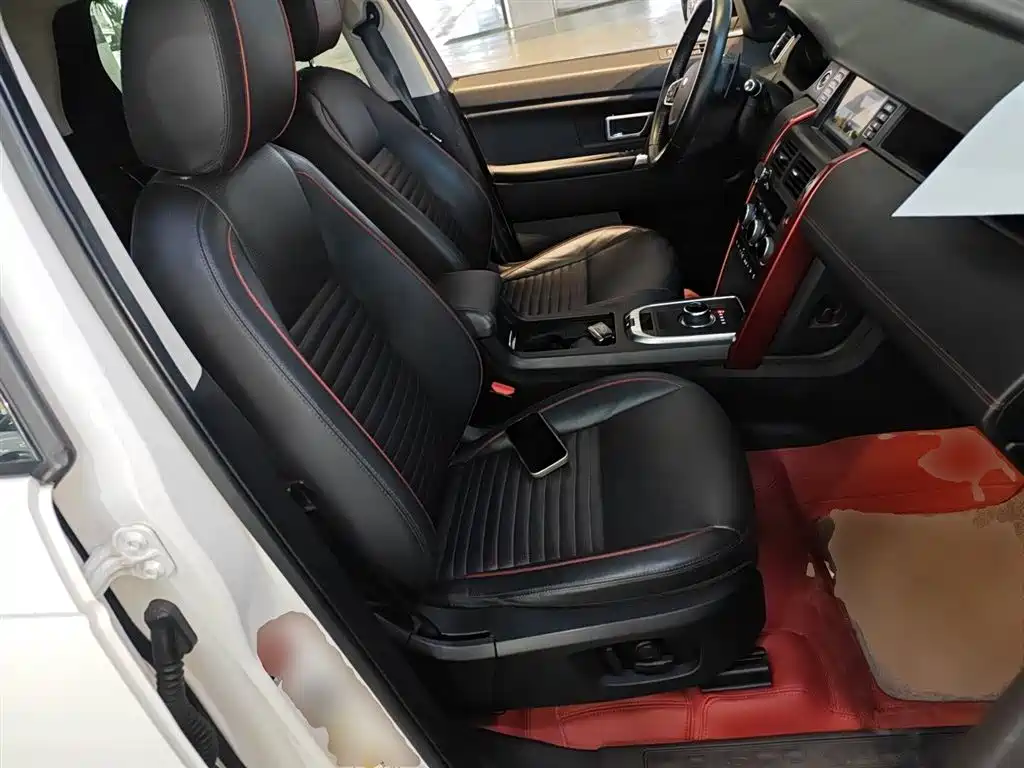 Land Rover Discovery Sport 2019 — фото 25