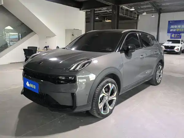 Lynk & Co 06 2023