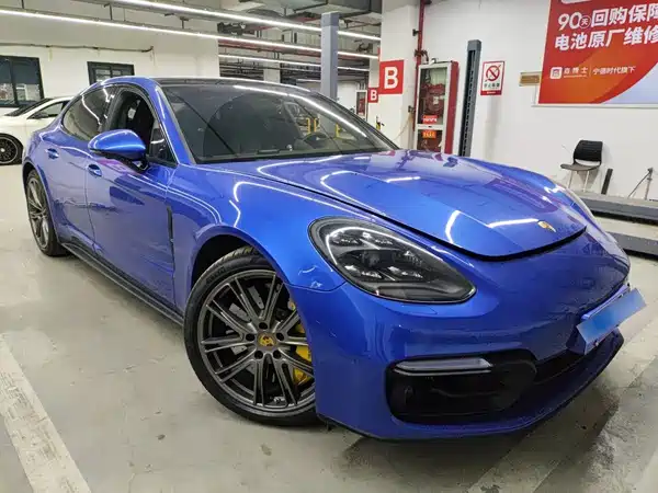 Porsche Panamera 2019