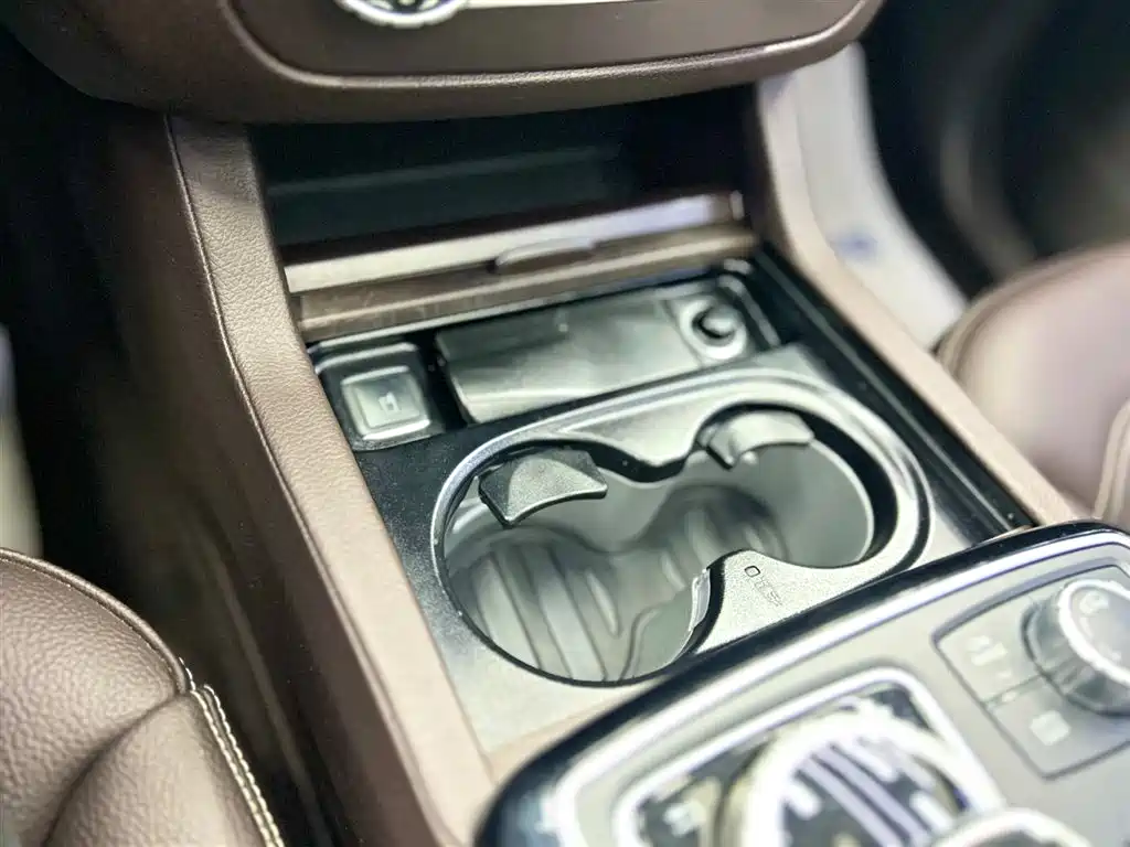 Mercedes-Benz GLS 2016 — фото 11