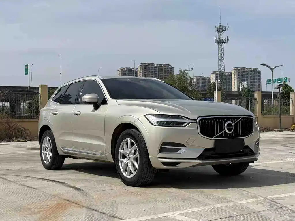 Volvo XC60 2020 — фото 7
