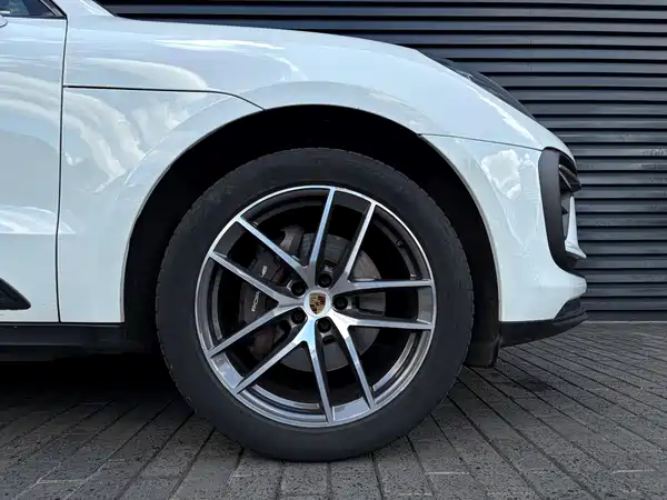 Porsche Macan 2022
