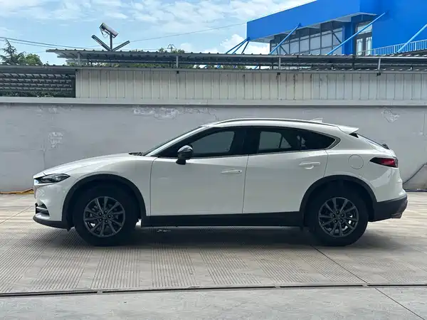 Mazda CX-4 2020