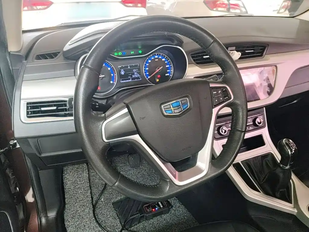 Geely Vision 2017 — фото 11