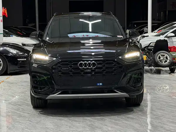 Audi Q5L 2025
