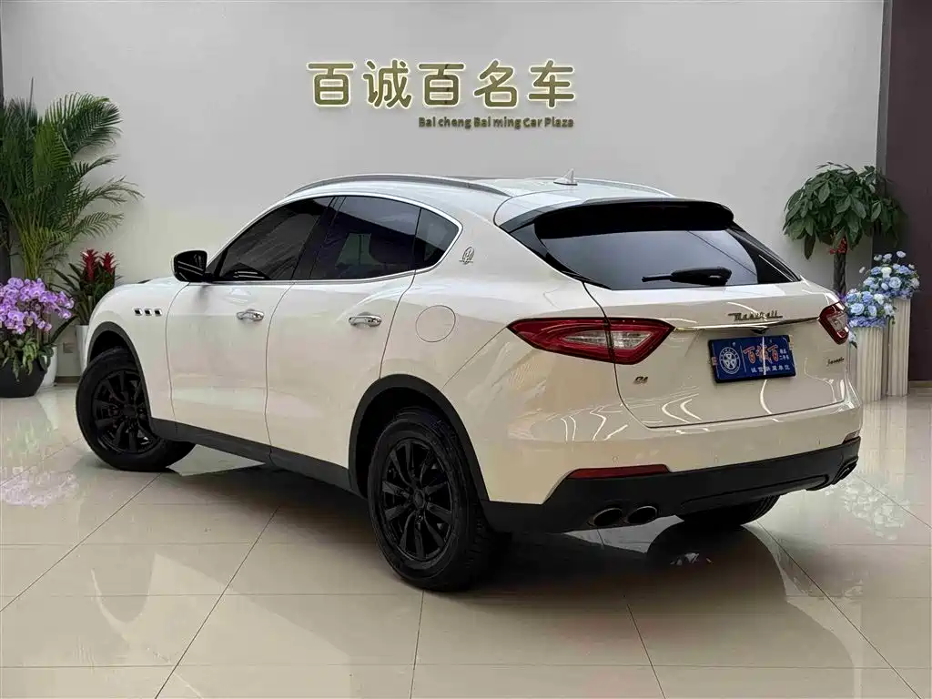 Maserati Levante 2019 — фото 7