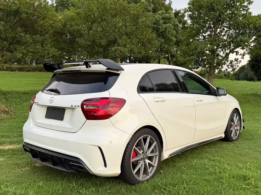 Mercedes-Benz A-Class AMG 2018 — фото 9