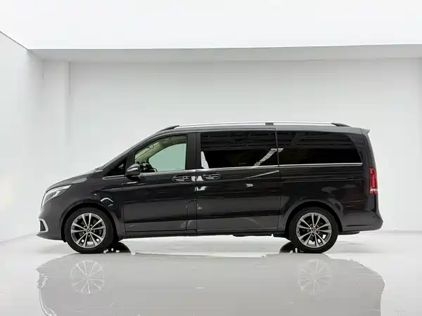 Mercedes-Benz V-Class 2021