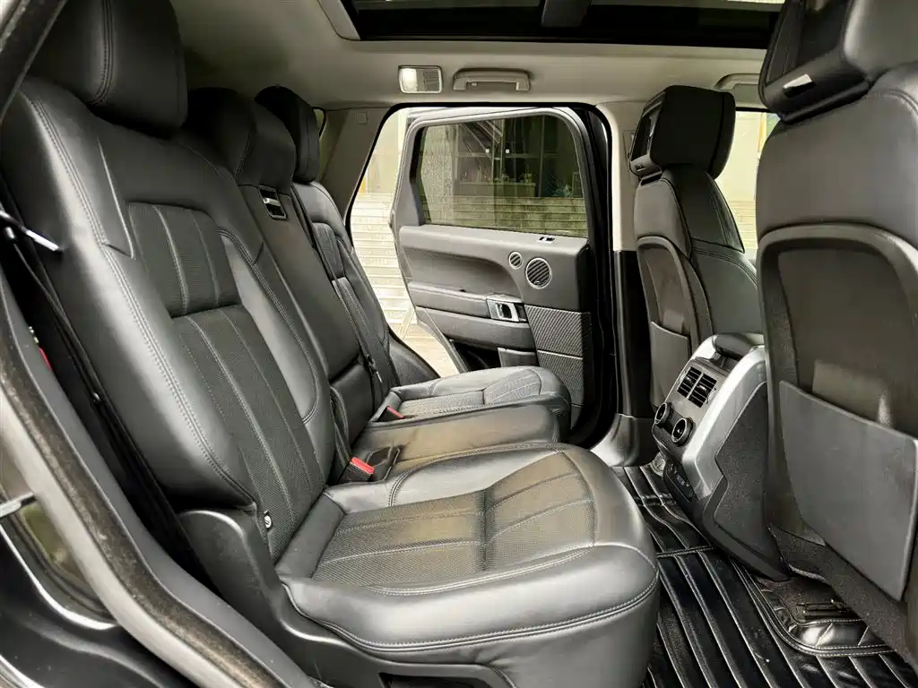 Land Rover Range Rover Sport 2018 — фото 14