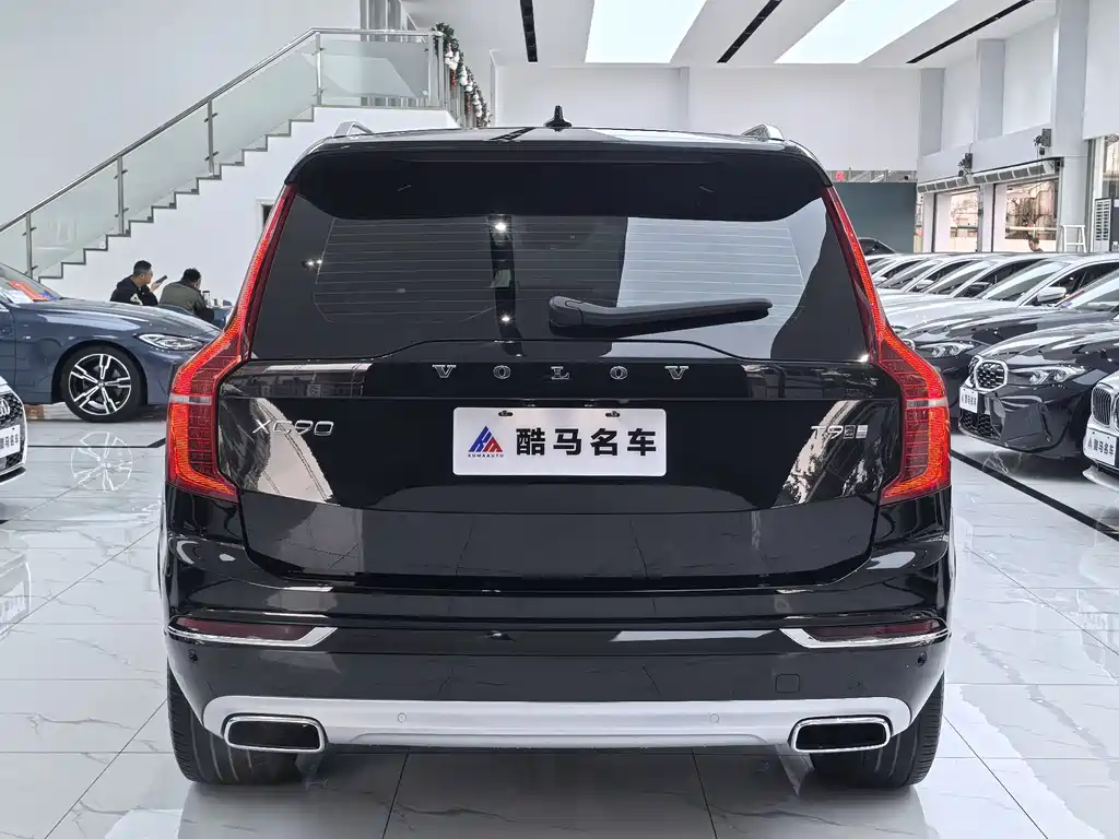 Volvo XC90 2019 — фото 14
